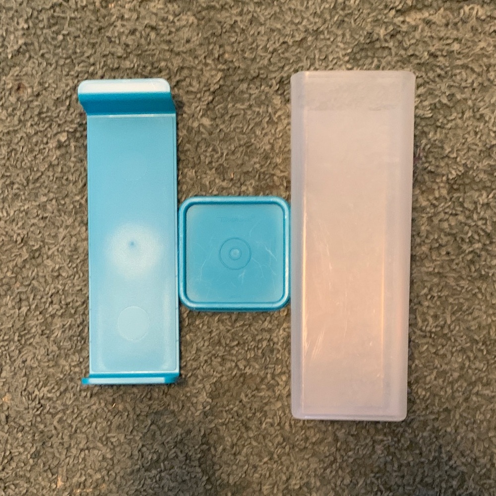 Tupperware Blue Tall Storage Container - Picture 3 of 3